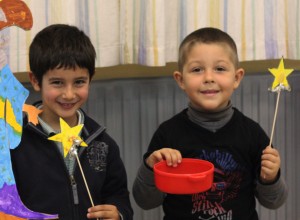 niños jugando magia