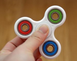 Free-Shipping-New-Hot-White-Tri-Spinner-font-b-Fidget-b-font-font-b-Toy-b_600x600